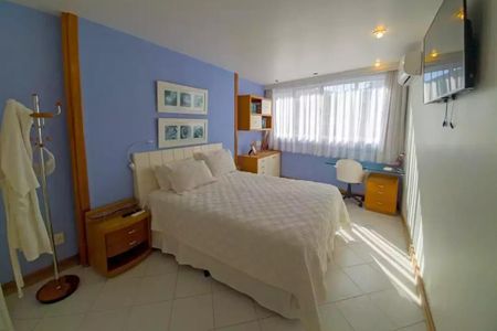 Apartamento à venda com 333m², 3 quartos e 4 vagas