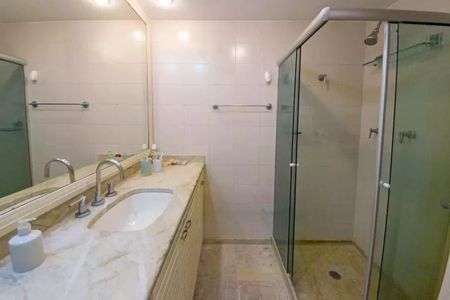 Apartamento à venda com 333m², 3 quartos e 4 vagas