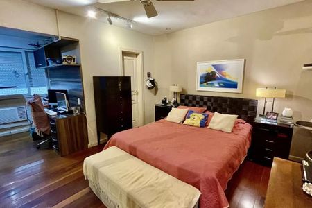 Apartamento à venda com 348m², 4 quartos e 3 vagas