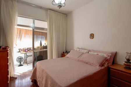 Apartamento à venda com 296m², 4 quartos e 2 vagasSuite