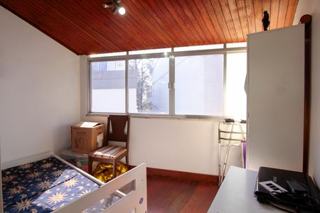 Apartamento à venda com 296m², 4 quartos e 2 vagasQuarto 1