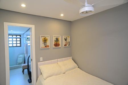 Apartamento à venda com 331m², 4 quartos e 3 vagas Apartamento à venda com 331m², 4 quartos e 3 vagasSuíte 3