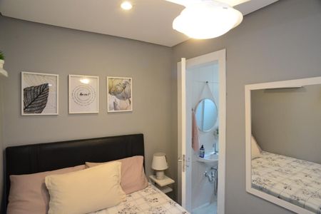 Apartamento à venda com 331m², 4 quartos e 3 vagas Apartamento à venda com 331m², 4 quartos e 3 vagasQuarto de Serviço