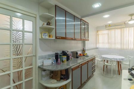 Apartamento à venda com 4 quartos, 229m² em Barra da Tijuca, Rio de Janeiro