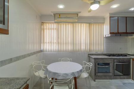 Apartamento à venda com 4 quartos, 229m² em Barra da Tijuca, Rio de Janeiro