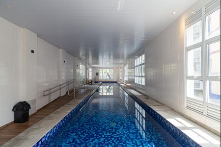 Studio à venda com 37m², 1 quarto e 1 vagaÁrea comum - Piscina coberta