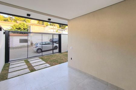 Casa à venda com 115m², 3 quartos e 2 vagas Casa à venda com 115m², 3 quartos e 2 vagasGaragem
