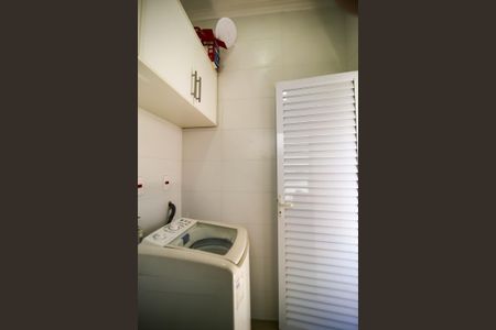 Casa de condomínio para alugar com 150m², 3 quartos e 2 vagasLavanderia