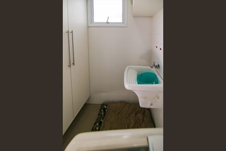 Casa de condomínio para alugar com 150m², 3 quartos e 2 vagasLavanderia