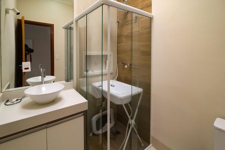 Casa de condomínio para alugar com 150m², 3 quartos e 2 vagasBanheiro