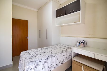 Casa de condomínio para alugar com 150m², 3 quartos e 2 vagasQuarto 1