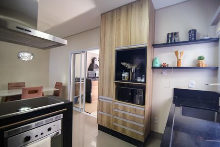 Casa de condomínio para alugar com 150m², 3 quartos e 2 vagasCozinha