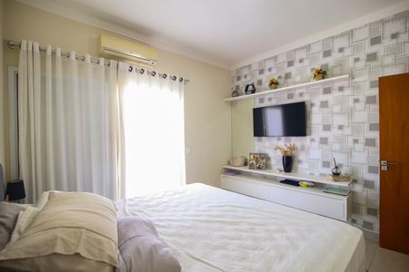 Casa de condomínio para alugar com 150m², 3 quartos e 2 vagasSuite