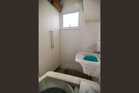 Casa de condomínio para alugar com 150m², 3 quartos e 2 vagasLavanderia