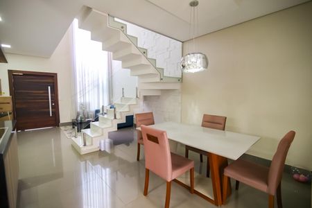 Casa de condomínio para alugar com 150m², 3 quartos e 2 vagasCopa