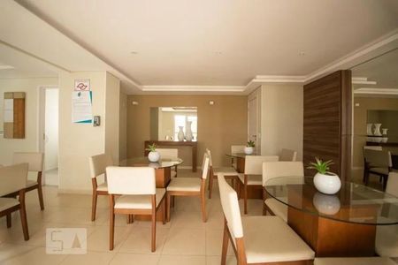 Apartamento à venda com 80m², 3 quartos e 2 vagasÁrea comum - Salão de festas