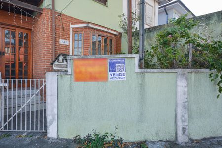 Casa à venda com 115m², 3 quartos e 2 vagasPlaca