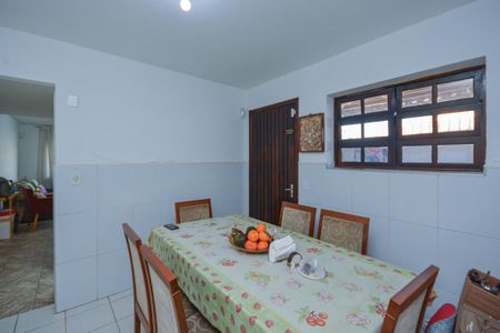 Casa à venda com 115m², 3 quartos e 2 vagasCozinha