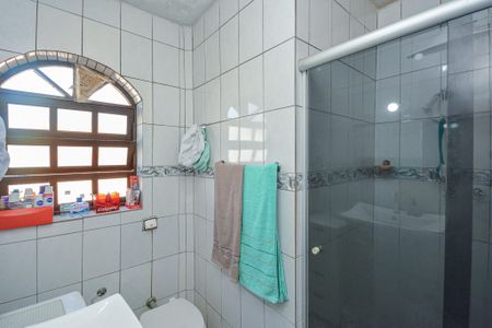 Casa à venda com 115m², 3 quartos e 2 vagasBanheiro