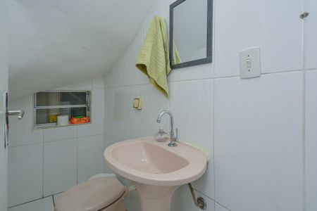 Casa à venda com 115m², 3 quartos e 2 vagasLavabo