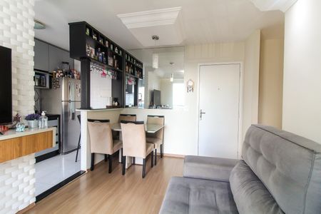 Apartamento à venda com 50m², 2 quartos e 1 vaga Apartamento à venda com 50m², 2 quartos e 1 vagaSala