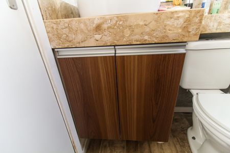 Apartamento à venda com 50m², 2 quartos e 1 vaga Apartamento à venda com 50m², 2 quartos e 1 vagaBanheiro