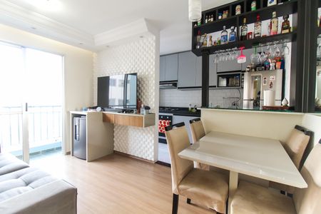 Apartamento à venda com 50m², 2 quartos e 1 vaga Apartamento à venda com 50m², 2 quartos e 1 vagaSala