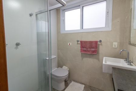 Casa à venda com 310m², 3 quartos e 2 vagasBanheiro