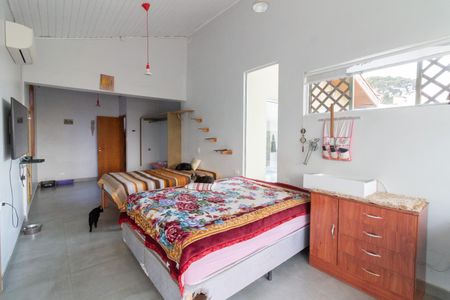 Casa à venda com 310m², 3 quartos e 2 vagasQuarto