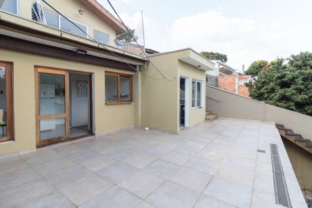 Casa à venda com 310m², 3 quartos e 2 vagasCobertura