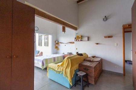 Casa à venda com 310m², 3 quartos e 2 vagasSala