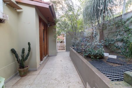 Casa à venda com 310m², 3 quartos e 2 vagasÁrea Externa