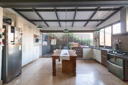 Casa à venda com 310m², 3 quartos e 2 vagasCozinha