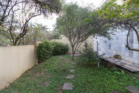 Casa à venda com 310m², 3 quartos e 2 vagasÁrea Externa