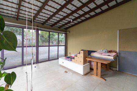 Casa à venda com 310m², 3 quartos e 2 vagasGaragem