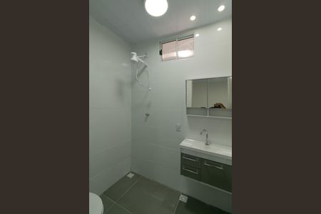 Casa à venda com 85m², 2 quartos e 1 vagaBanheiro 2