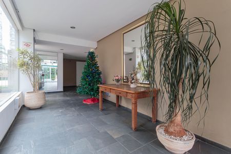 Apartamento à venda com 70m², 3 quartos e 1 vaga Apartamento à venda com 70m², 3 quartos e 1 vagaHall social