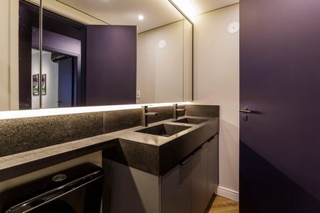 Apartamento à venda com 70m², 3 quartos e 1 vaga Apartamento à venda com 70m², 3 quartos e 1 vagaBanheiro 1