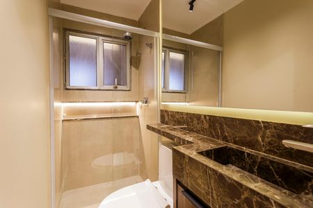 Apartamento à venda com 70m², 3 quartos e 1 vaga Apartamento à venda com 70m², 3 quartos e 1 vagaBanheiro 2