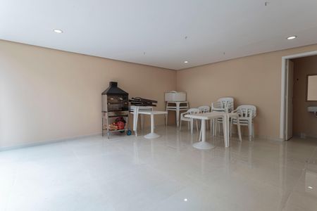 Apartamento à venda com 70m², 3 quartos e 1 vaga Apartamento à venda com 70m², 3 quartos e 1 vagaÁrea comum - Salão de festas