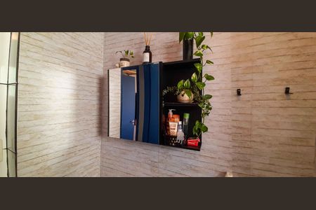 Apartamento à venda com 47m², 2 quartos e 1 vaga Apartamento à venda com 47m², 2 quartos e 1 vagaBanheiro