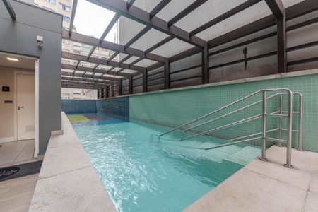 Studio à venda com 49m², 1 quarto e 1 vaga Studio à venda com 49m², 1 quarto e 1 vagaÁrea comum - Piscina
