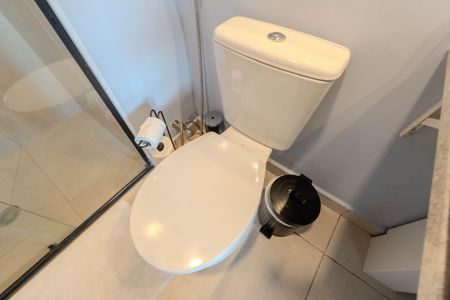 Studio à venda com 49m², 1 quarto e 1 vaga Studio à venda com 49m², 1 quarto e 1 vagaBanheiro Social