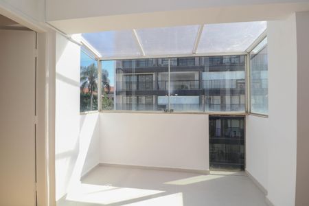 Apartamento para alugar com 130m², 3 quartos e 1 vagaSala