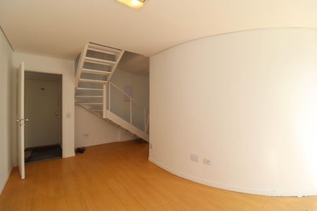 Apartamento para alugar com 130m², 3 quartos e 1 vagaSala