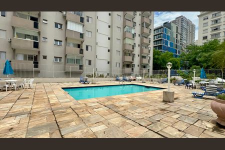 Apartamento para alugar com 130m², 2 quartos e 1 vagaÁrea comum