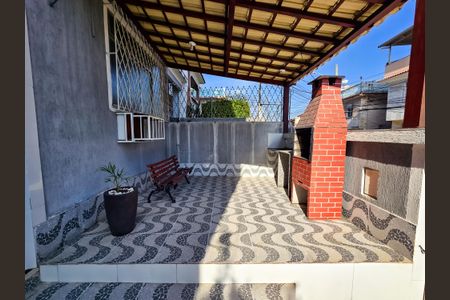 Apartamento à venda com 73m², 2 quartos e sem vagaÁrea comum