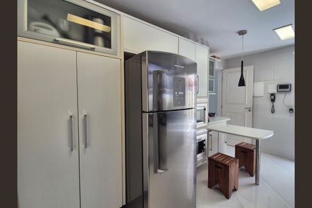 Casa de condomínio à venda com 180m², 3 quartos e 2 vagasCozinha