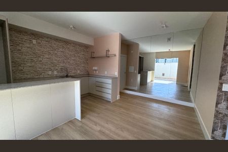 Apartamento à venda com 93m², 2 quartos e 2 vagasSala