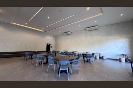 Apartamento à venda com 93m², 2 quartos e 2 vagasÁrea comum - Salão de festas
